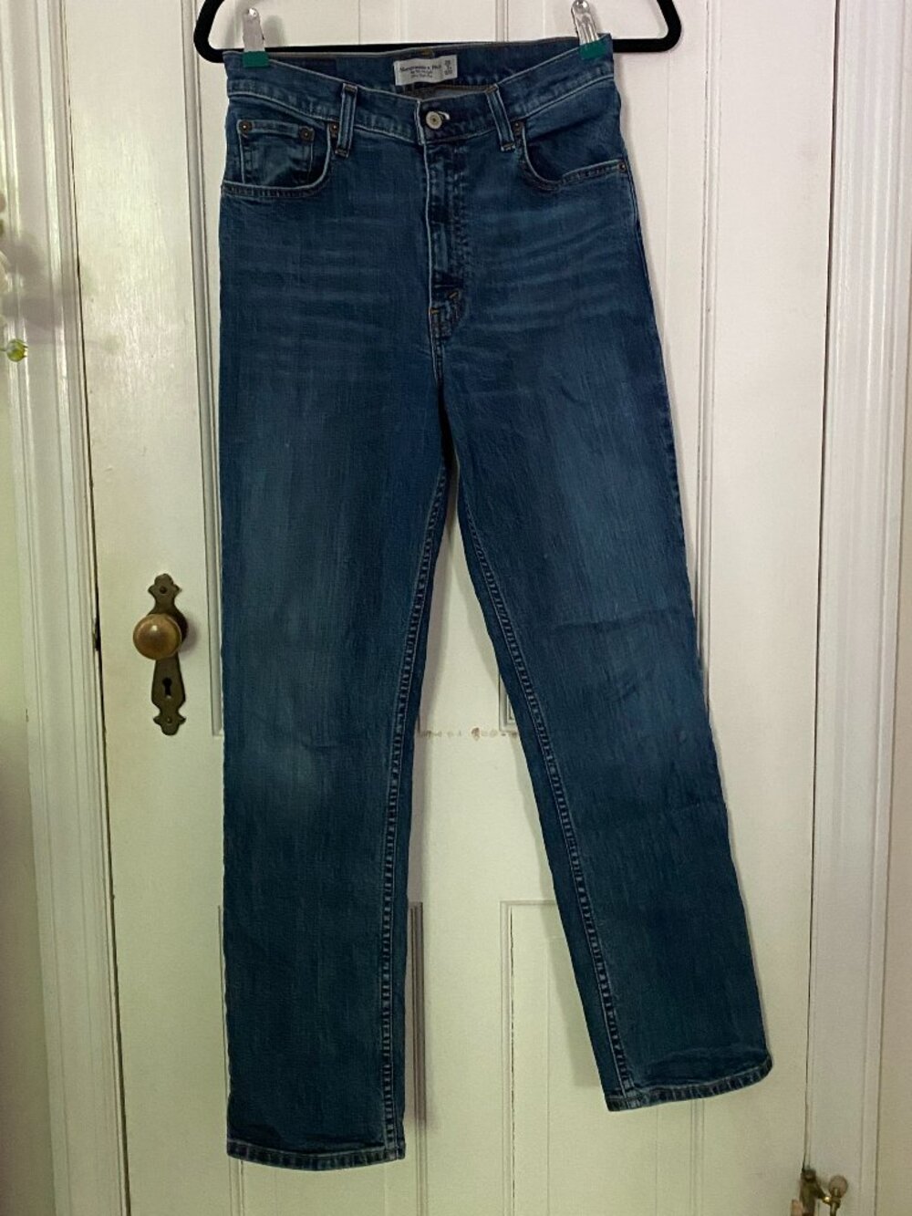 Abercrombie & Fitch The '90s Straight Ultra High Rise Jeans